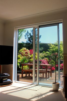 FenetreCoulissant55-2-iStock-483337996-MODIFIE